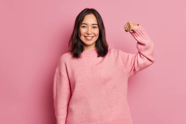 أسرار الجاذبية: كيف تأسرين قلب زوجكِ بفنون الأنوثة الذكية ؟